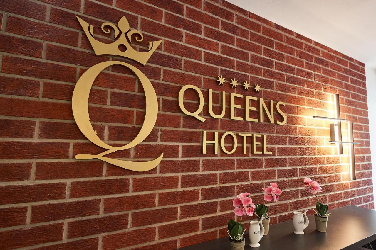 Wellness Hotel Queens 마리안스케 라즈네 외부 사진