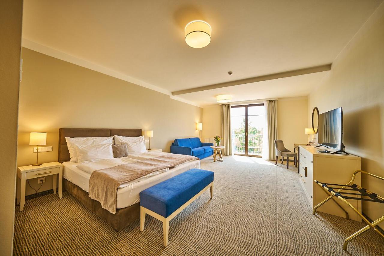 Wellness Hotel Queens 마리안스케 라즈네 외부 사진