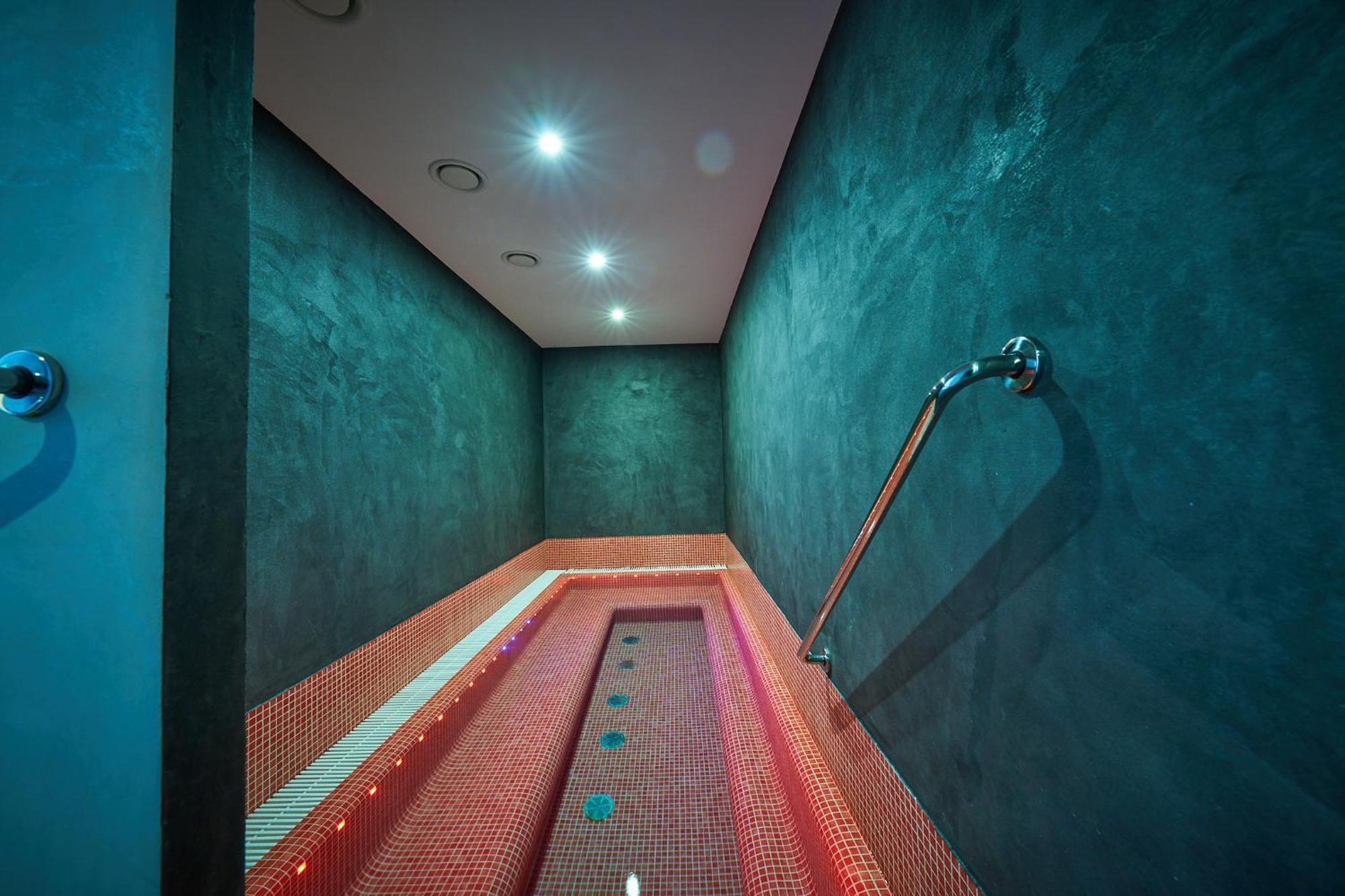 Wellness Hotel Queens 마리안스케 라즈네 외부 사진